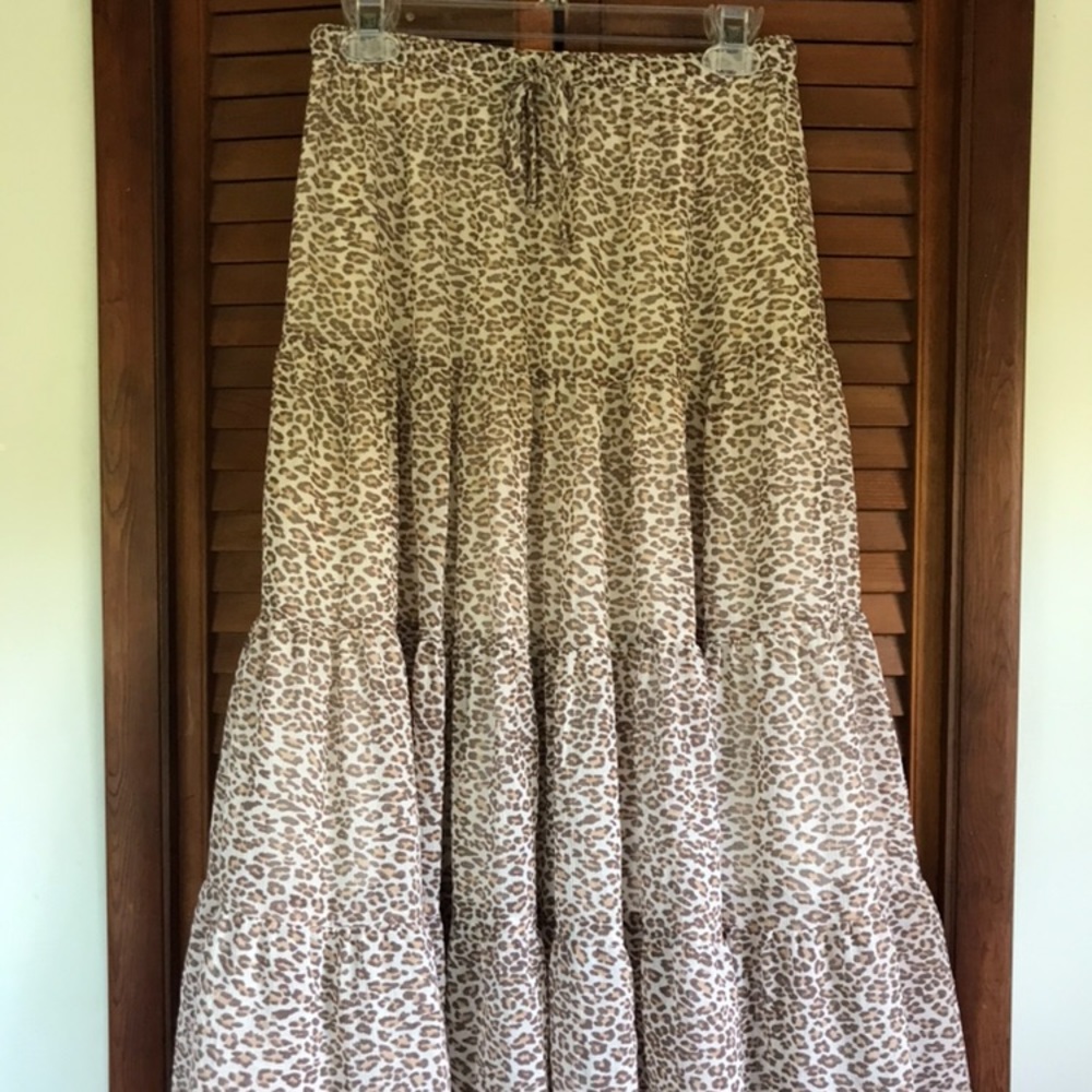 🦋AERIE MAXI SKIRT🦋 - Picture 2 of 7